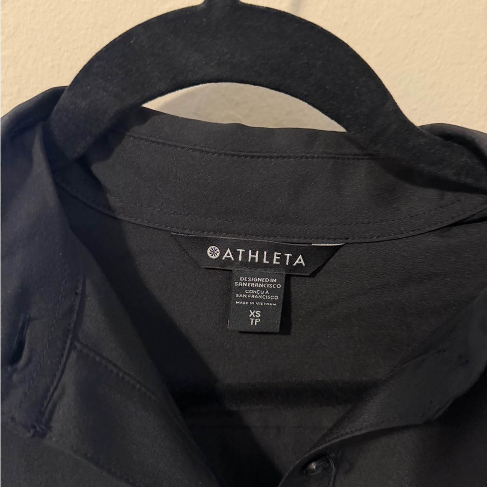Athleta Cropped Stretch Tech Top - Picture 3 of 3